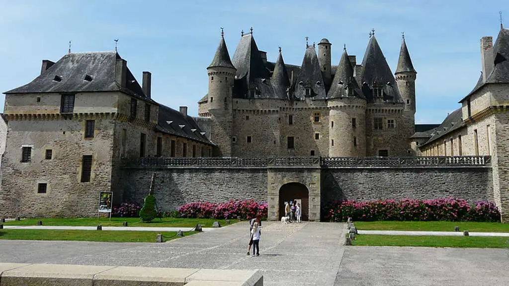 chateau jumilhac.jpg